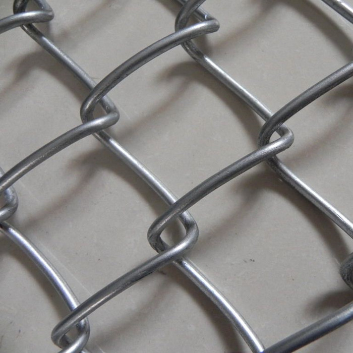 6 Gauge x 2” Chain Link Mesh Fence
