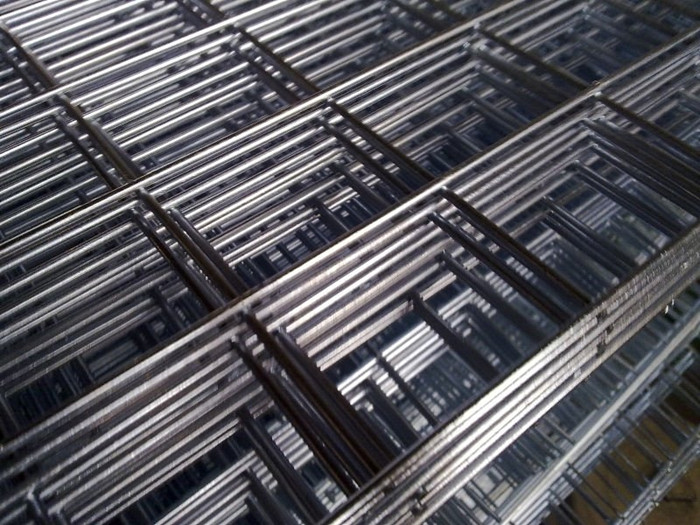Factory wholesale Direct Factory Selling Galvanized Wire - Welded Wire Mesh in Sheet – Fuhai