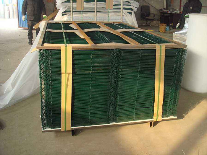 Green Welded Mesh Fence Panels