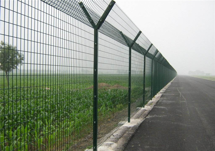 Welded Wire Farm Fencing