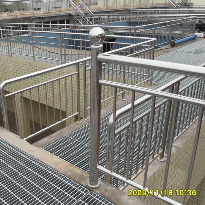 Steel Grating Walkway