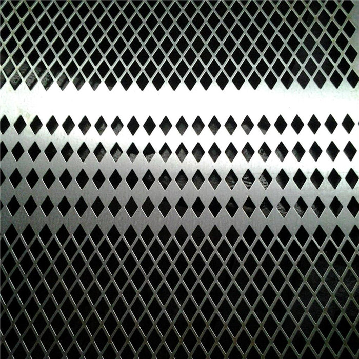 2017 Latest DesignBto-22 Razor Barbed Wire - Diamond Hole Perforated Steel Sheets – Fuhai