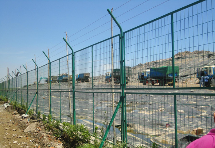 Wire Mesh Fence 