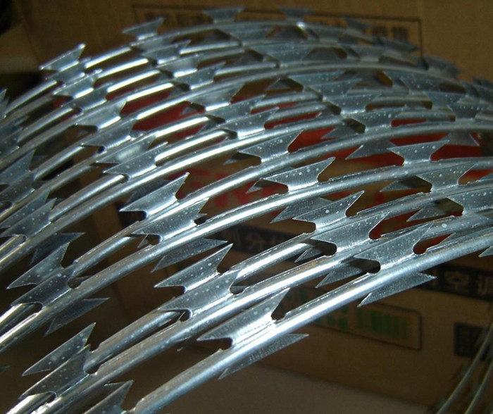 Hot-dip Galvanized Razor Wire